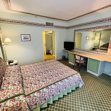 Hotel Relais I Presidi 3*